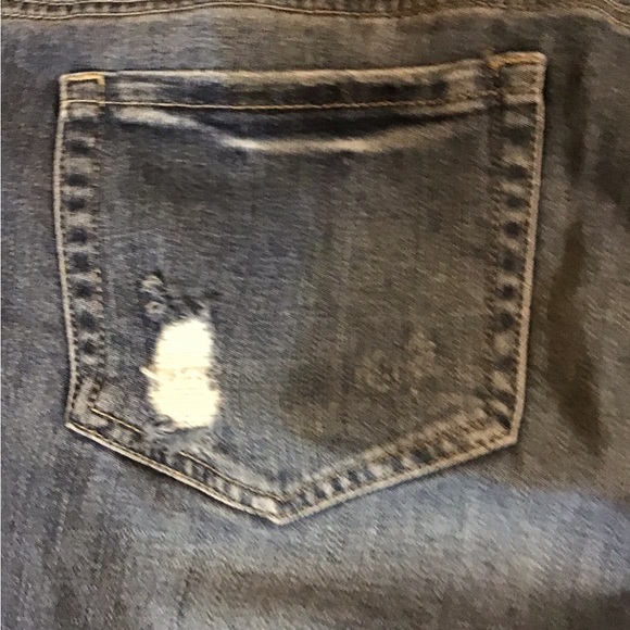 Women’s size 22 Maurices distressed denim jeans with stretch - Picture 11 of 12